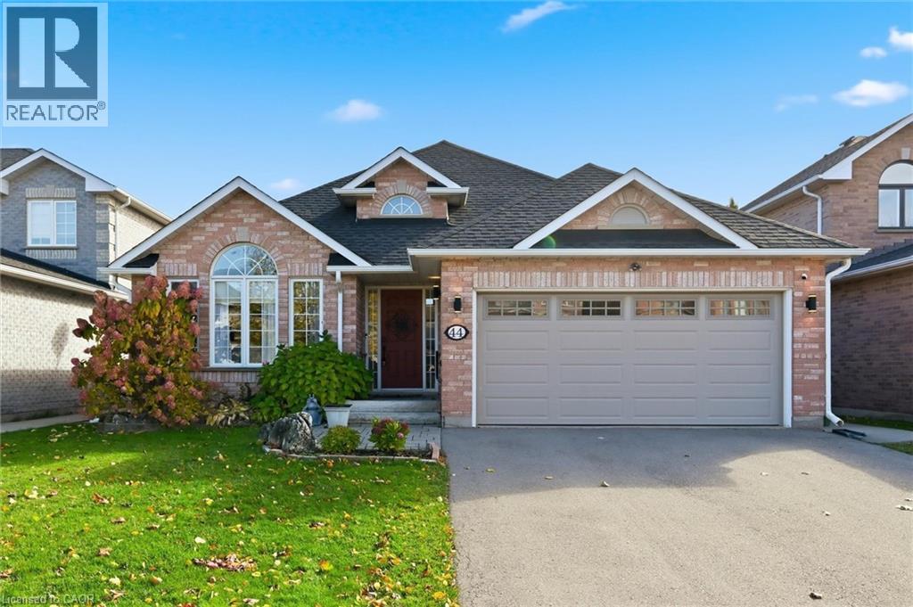 44 ROCKHAVEN Lane