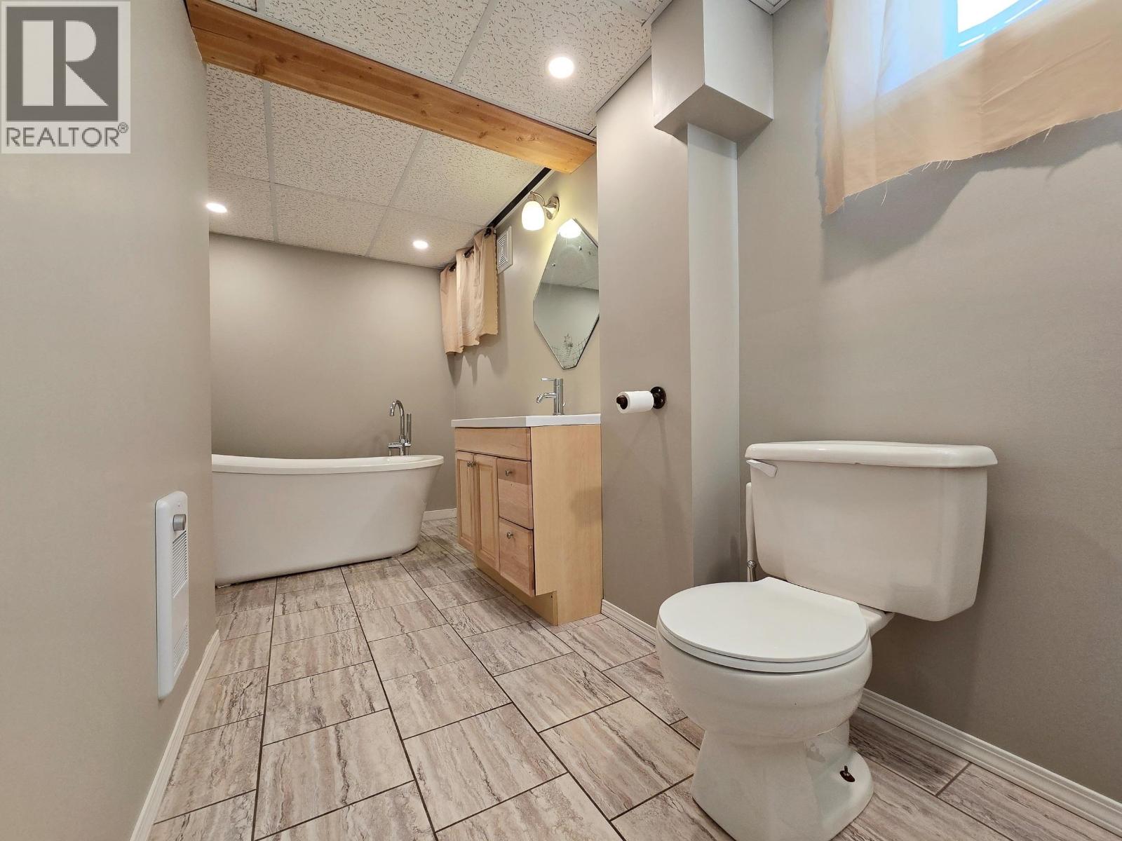 357 N 2ND AVENUE, Williams Lake