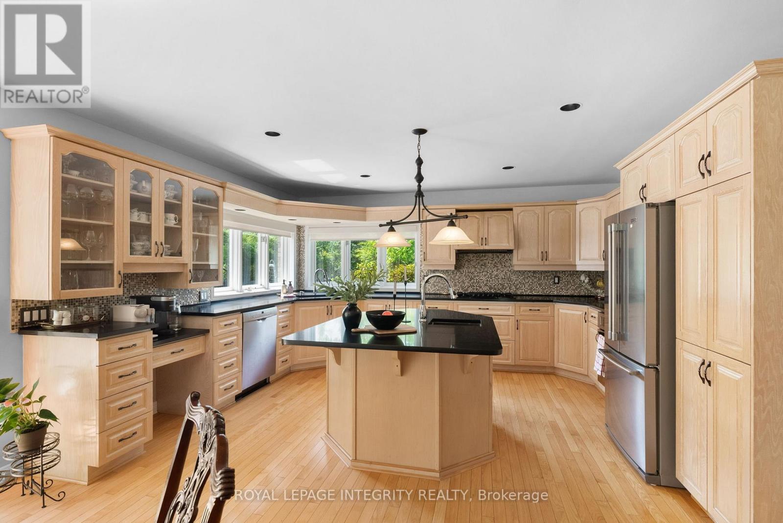 22 MARCHBROOK CIRCLE - 10