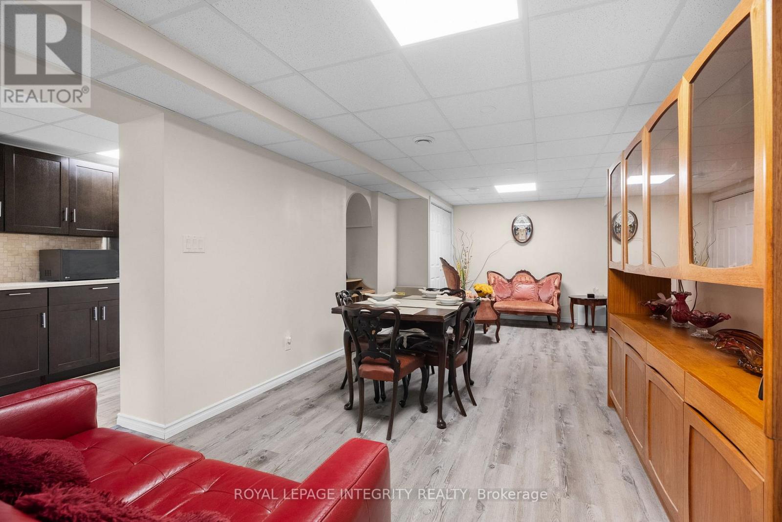 22 MARCHBROOK CIRCLE - 41