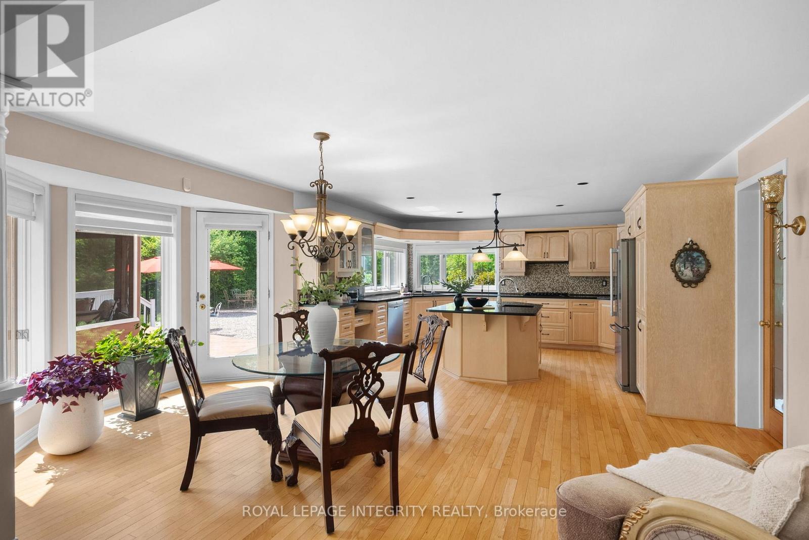 22 MARCHBROOK CIRCLE - 8