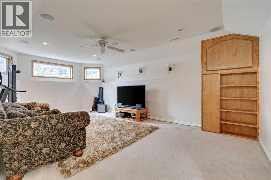 29 West Terrace Drive, Cochrane