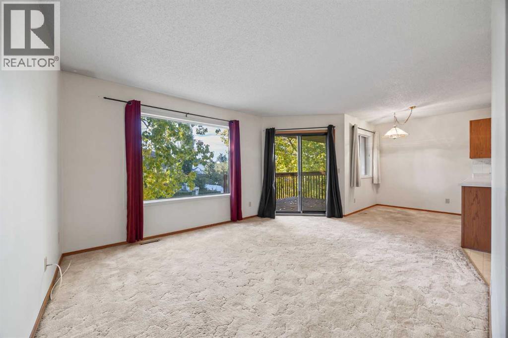 Single Family House for Sale in  Sandarac Circle NW Sandstone Valley Calgary 