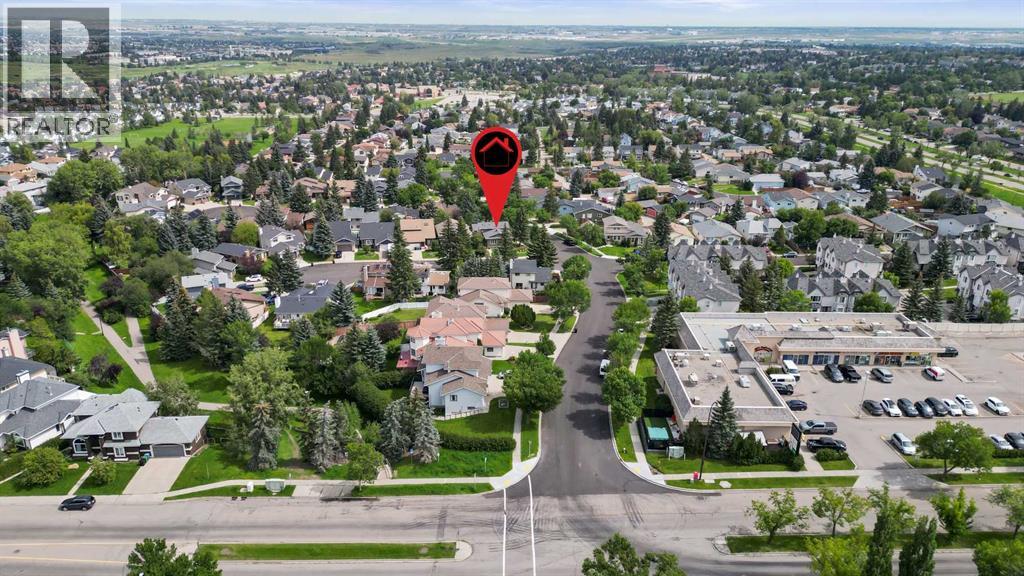 Single Family House 4 Level for Sale in  Sandarac Place NW Sandstone Valley Calgary 