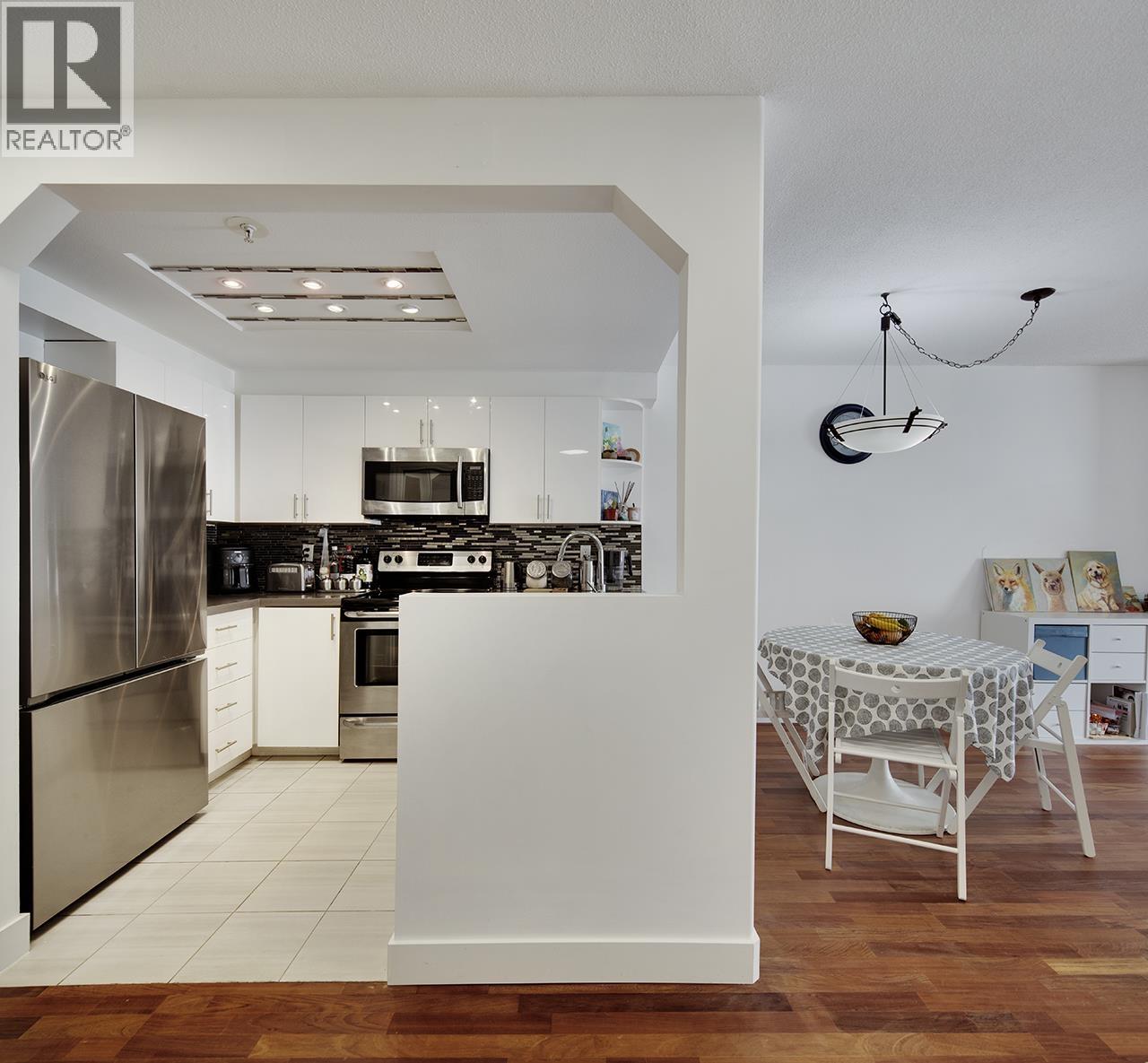 206 1650 GRANT AVENUE, Port Coquitlam