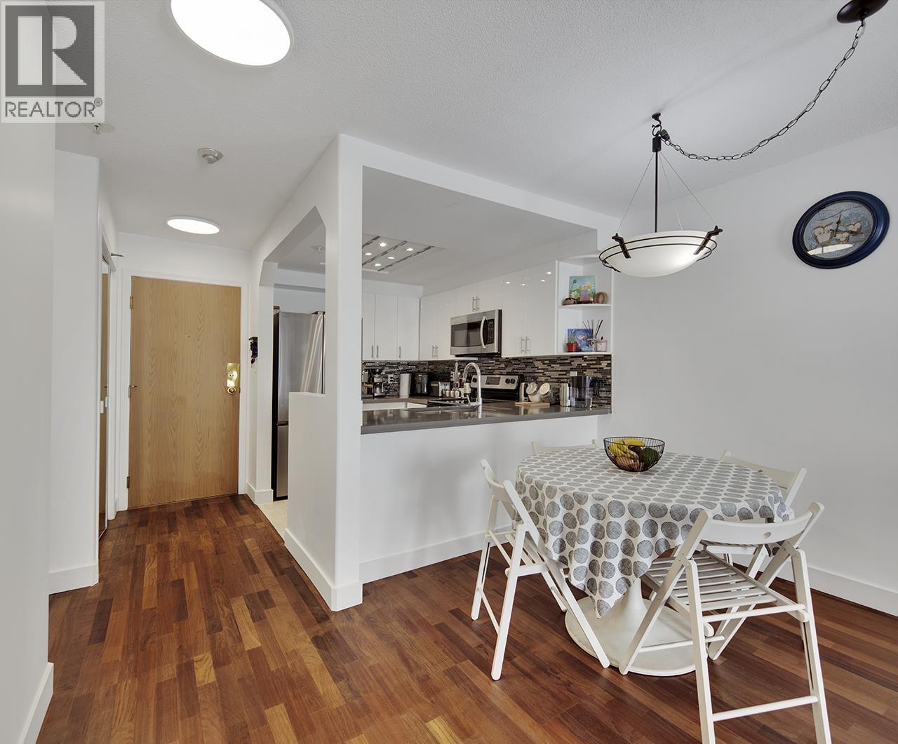 206 1650 GRANT AVENUE, Port Coquitlam