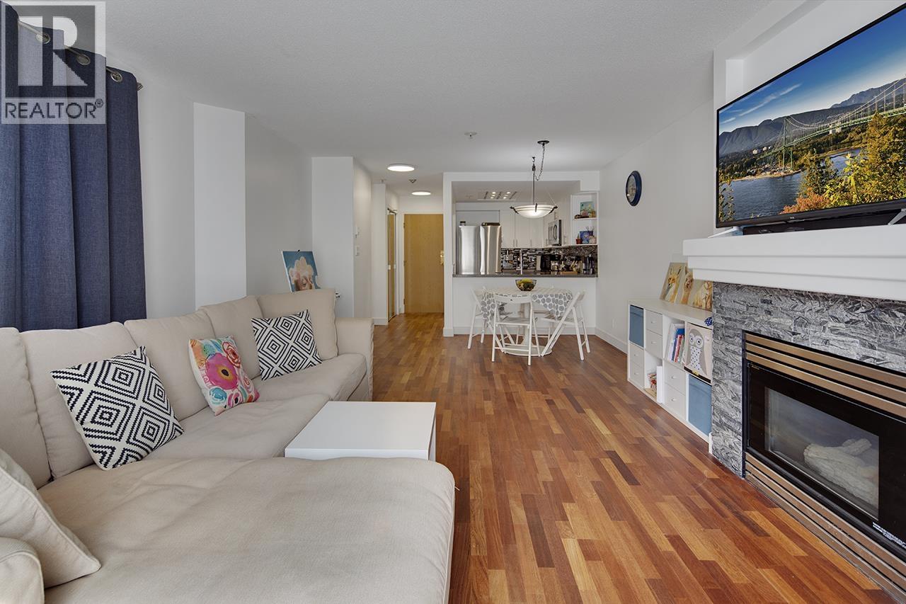 206 1650 GRANT AVENUE, Port Coquitlam