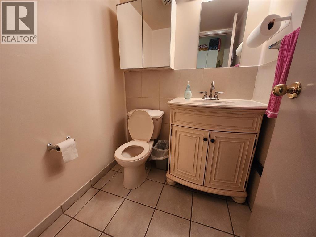 Office in Richmond - Image 17