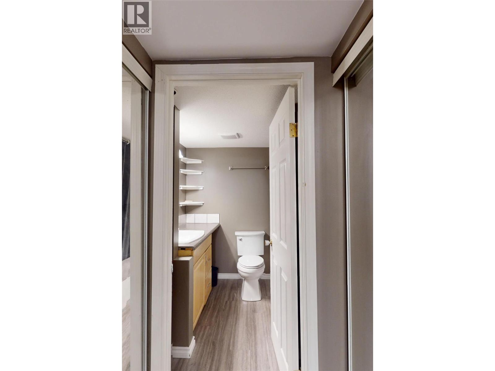 101A 1335 ALPINE DRIVE - 19