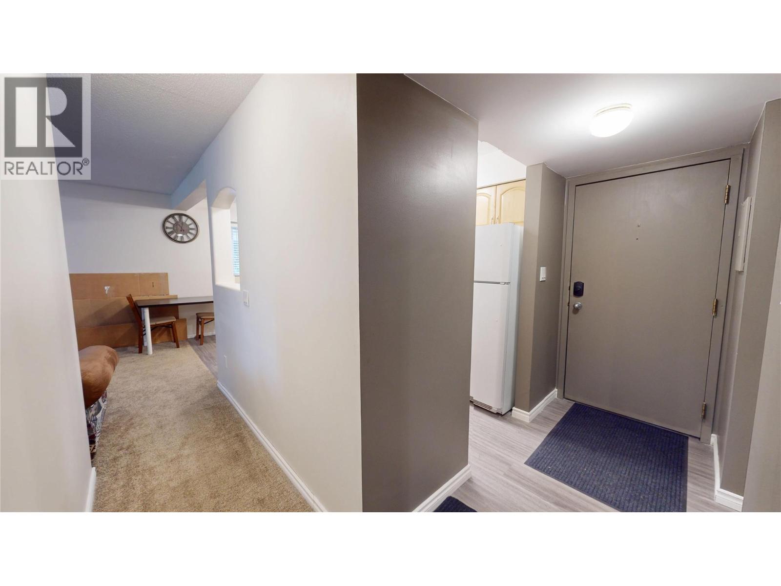 101A 1335 ALPINE DRIVE - 22