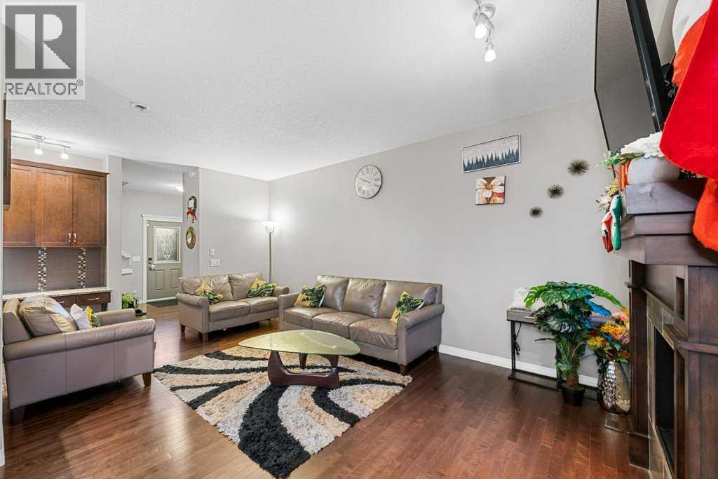 Single Family House for Sale in  Sage Hill Green NW Sage Hill Calgary 