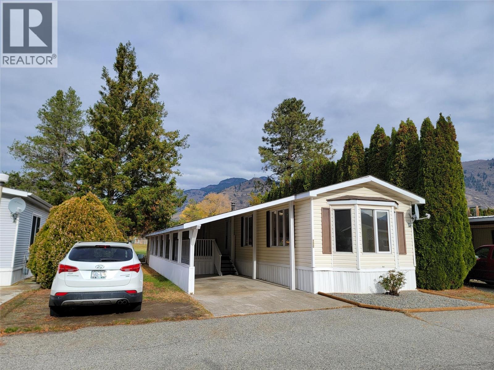 #110-914 Blakeborough Avenue, Keremeos