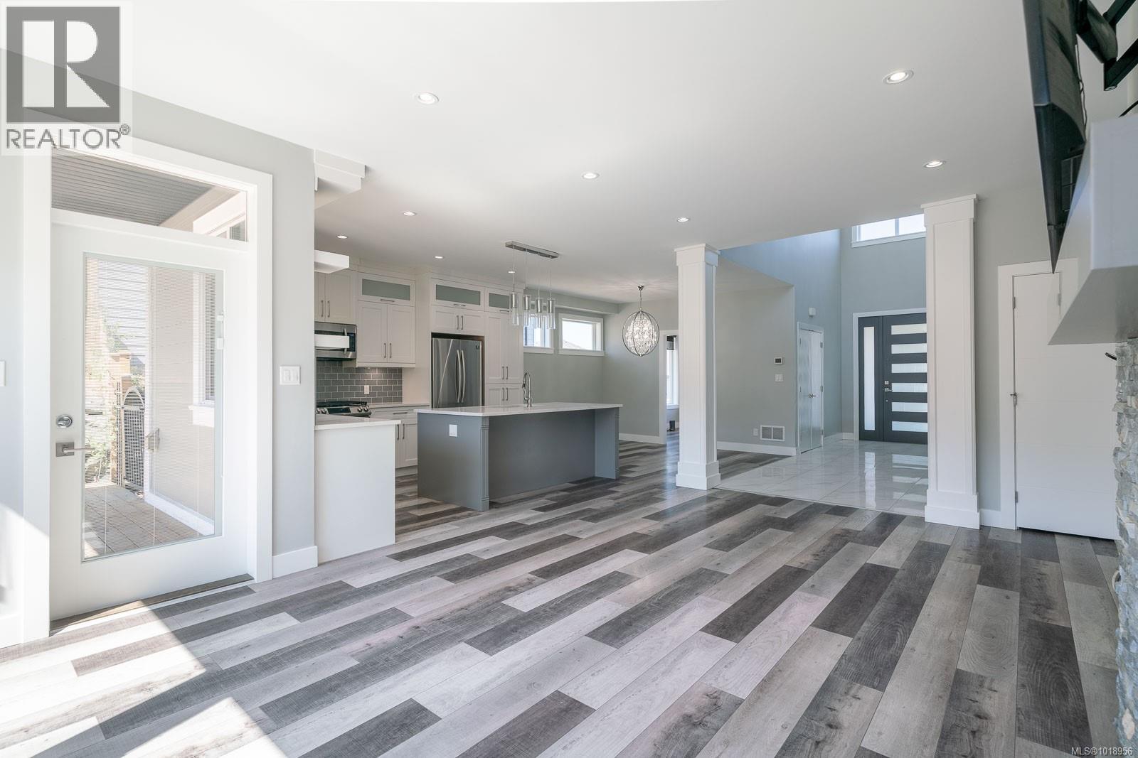 6291 Nevilane Dr, Duncan