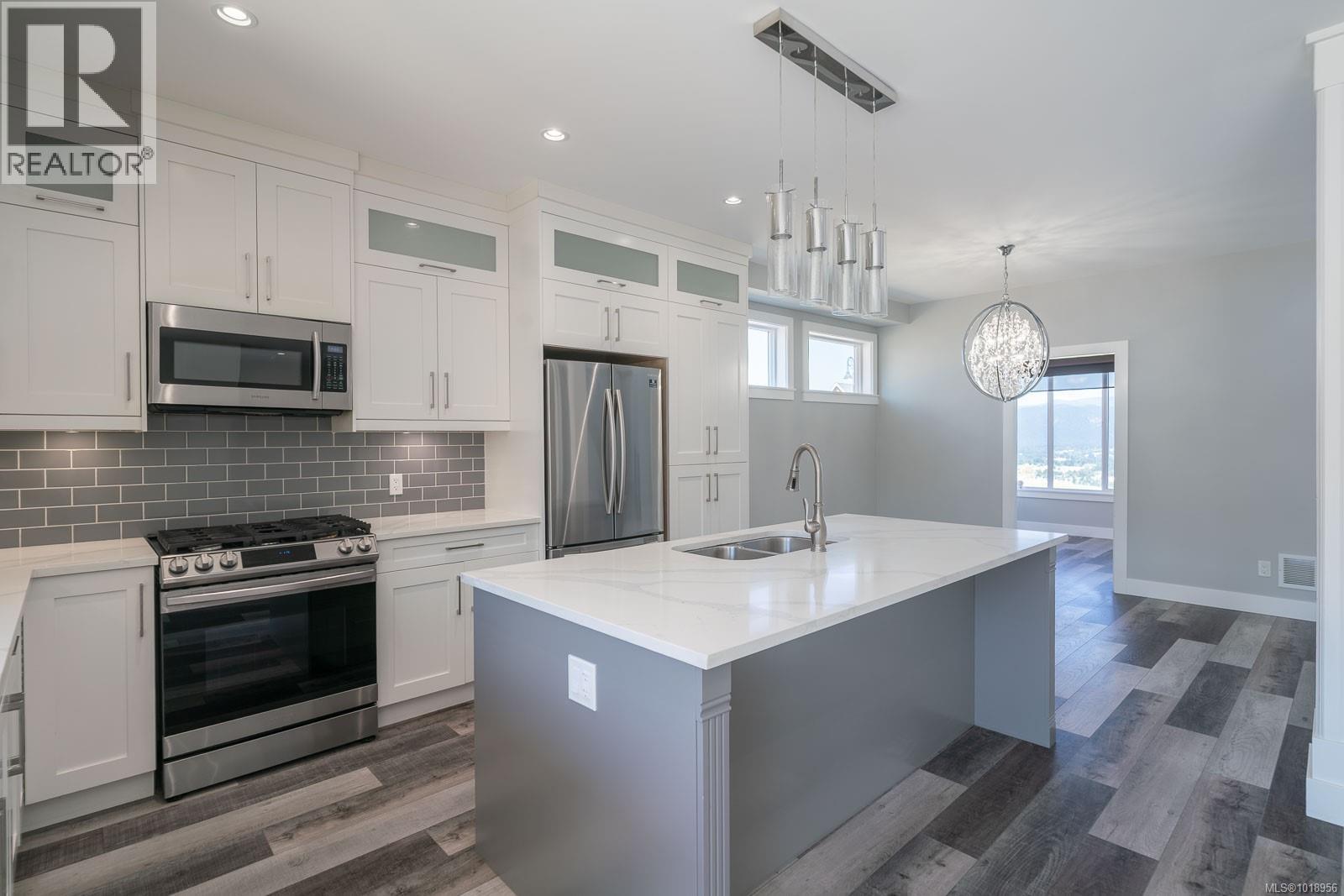 6291 Nevilane Dr, Duncan