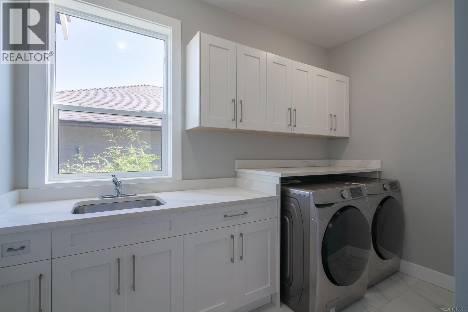 6291 Nevilane Dr, Duncan