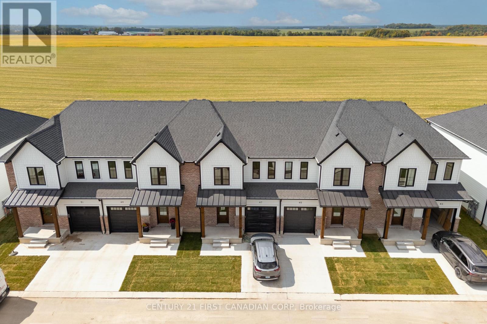 147-43(55) SCOTTS DRIVE - Photo 4 of 34, Lucan Biddulph (Lucan), Ontario