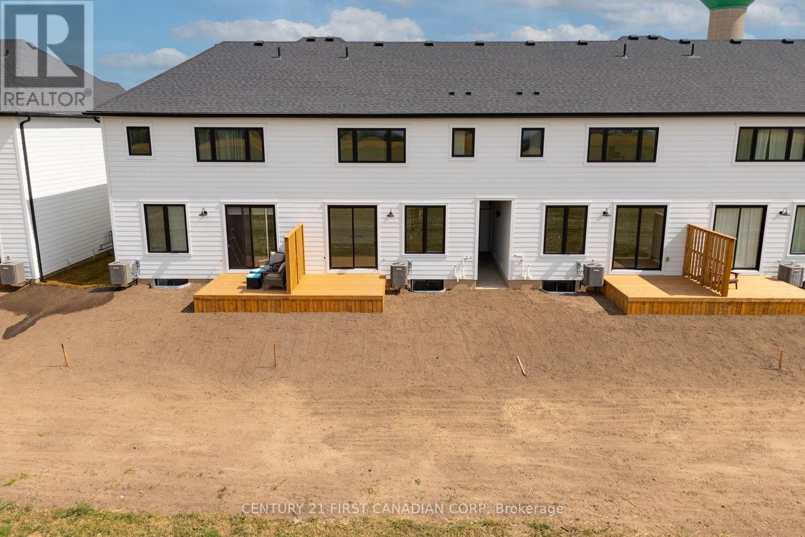 147-43(55) SCOTTS DRIVE - Photo 5 of 34, Lucan Biddulph (Lucan), Ontario