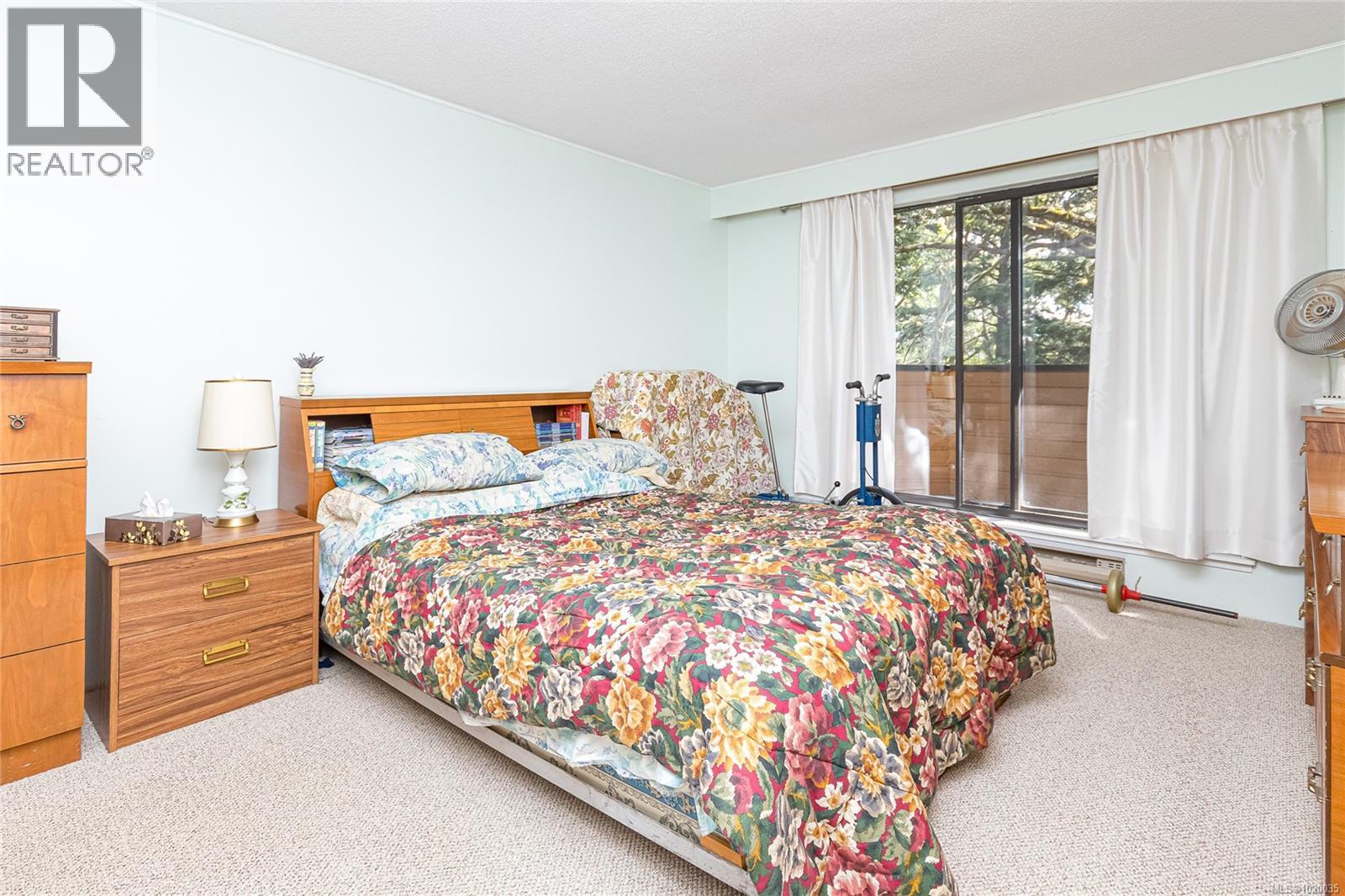 304 1106 Glenora Place, Saanich