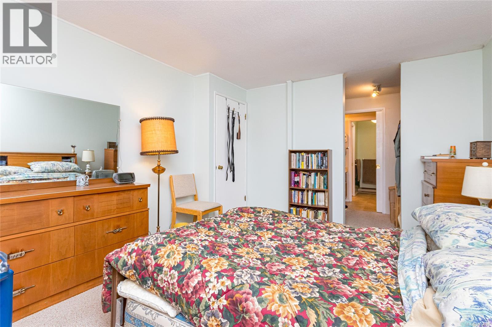 304 1106 Glenora Place, Saanich