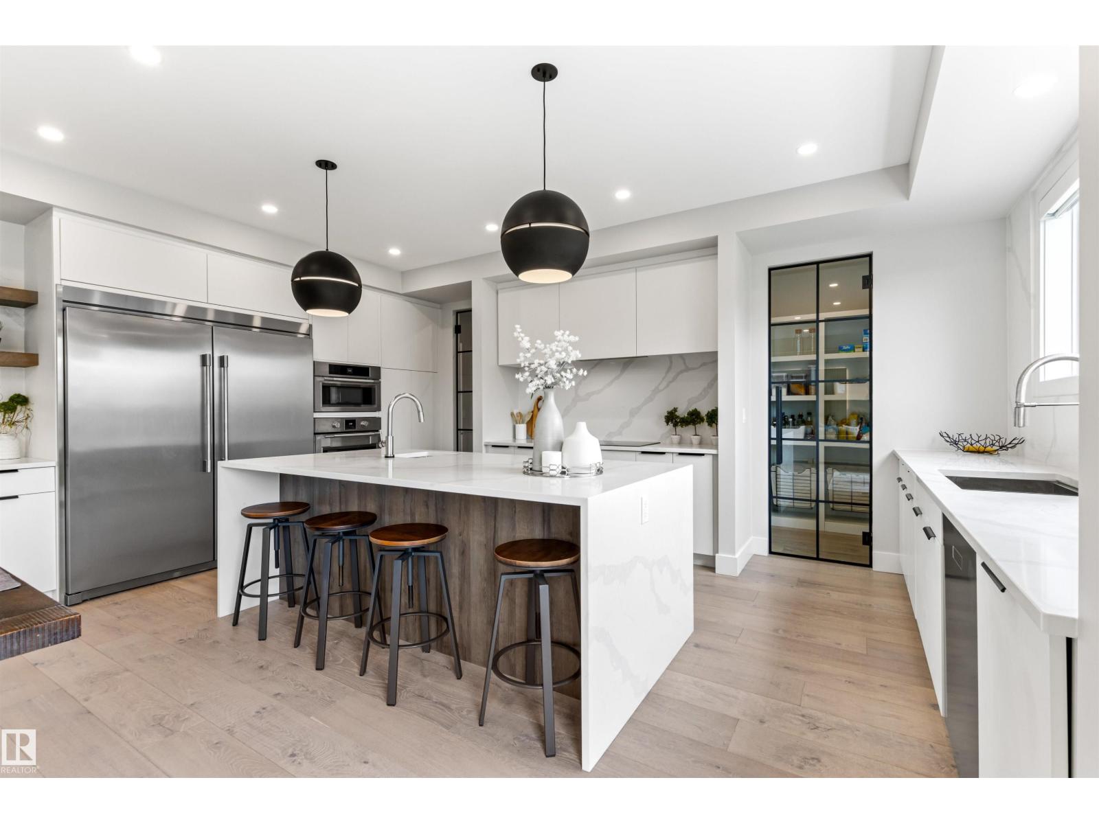 70 Pinnacle Summit, Rural Sturgeon County