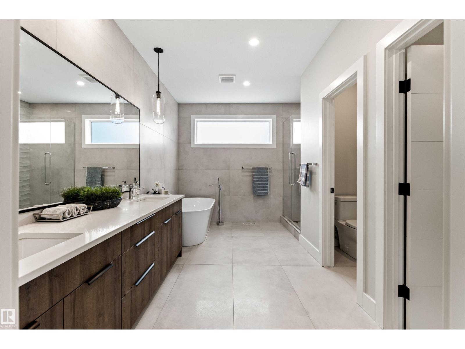 70 Pinnacle Summit, Rural Sturgeon County