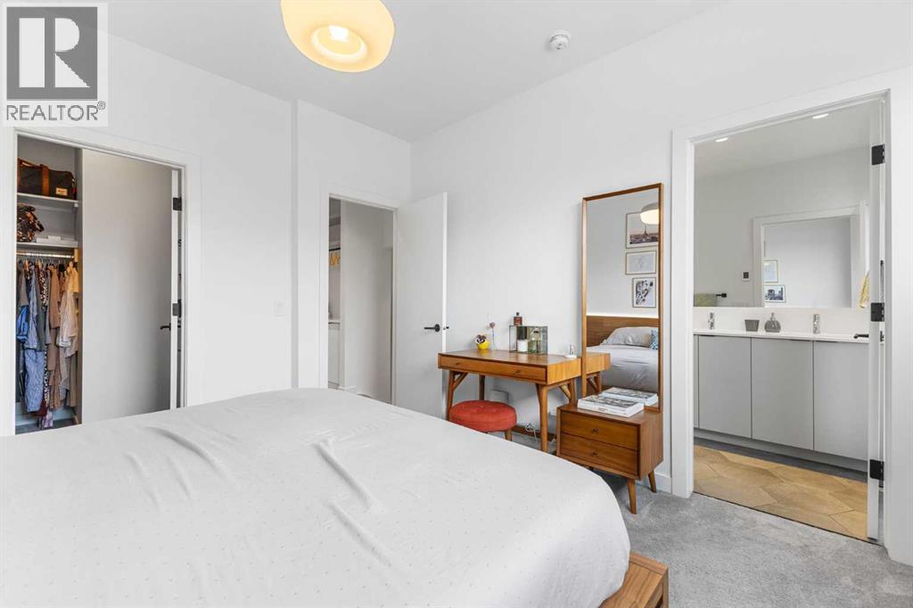 Single Family House for Sale in   Street SW Altadore Calgary 