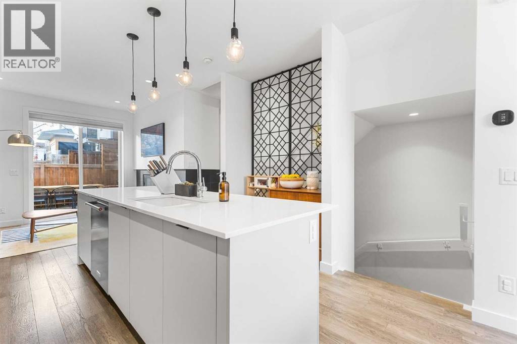 Single Family House for Sale in   Street SW Altadore Calgary 