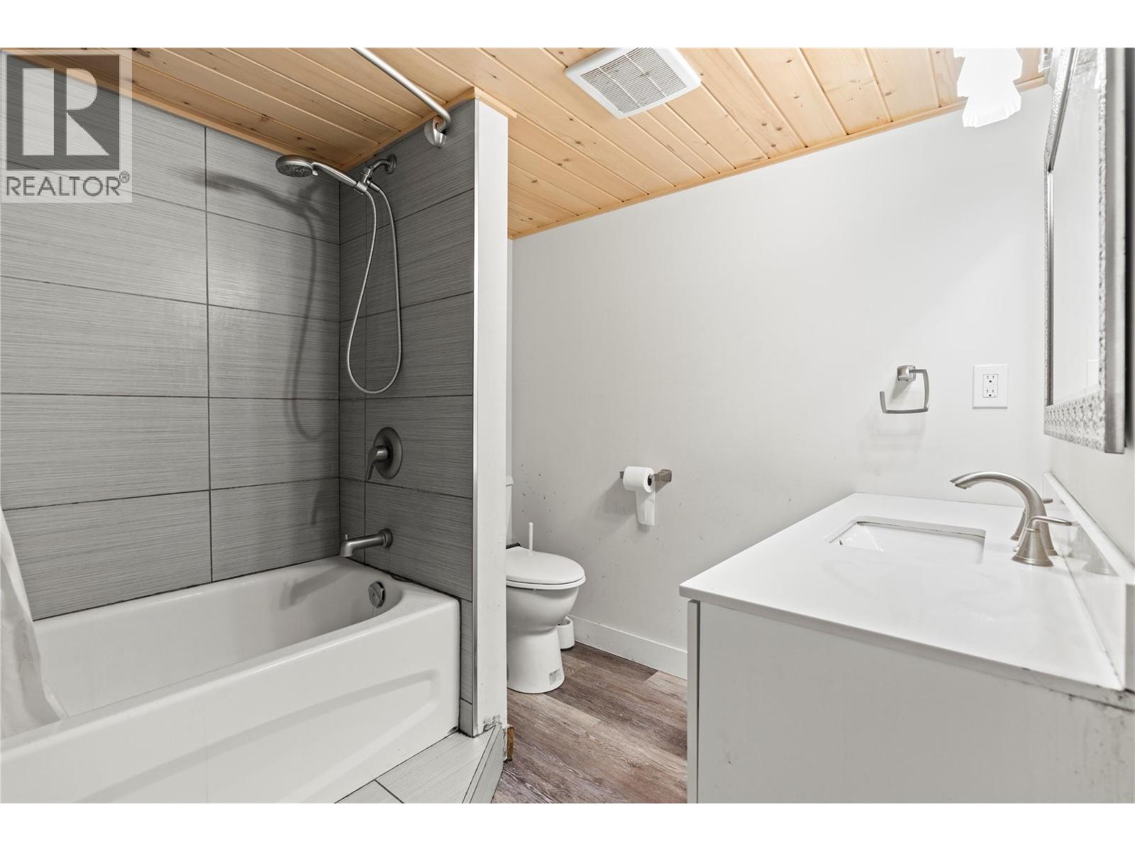  4702 20 Street, Vernon