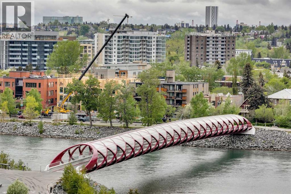 Single Family House for Sale in   A Street NW Sunnyside Calgary 