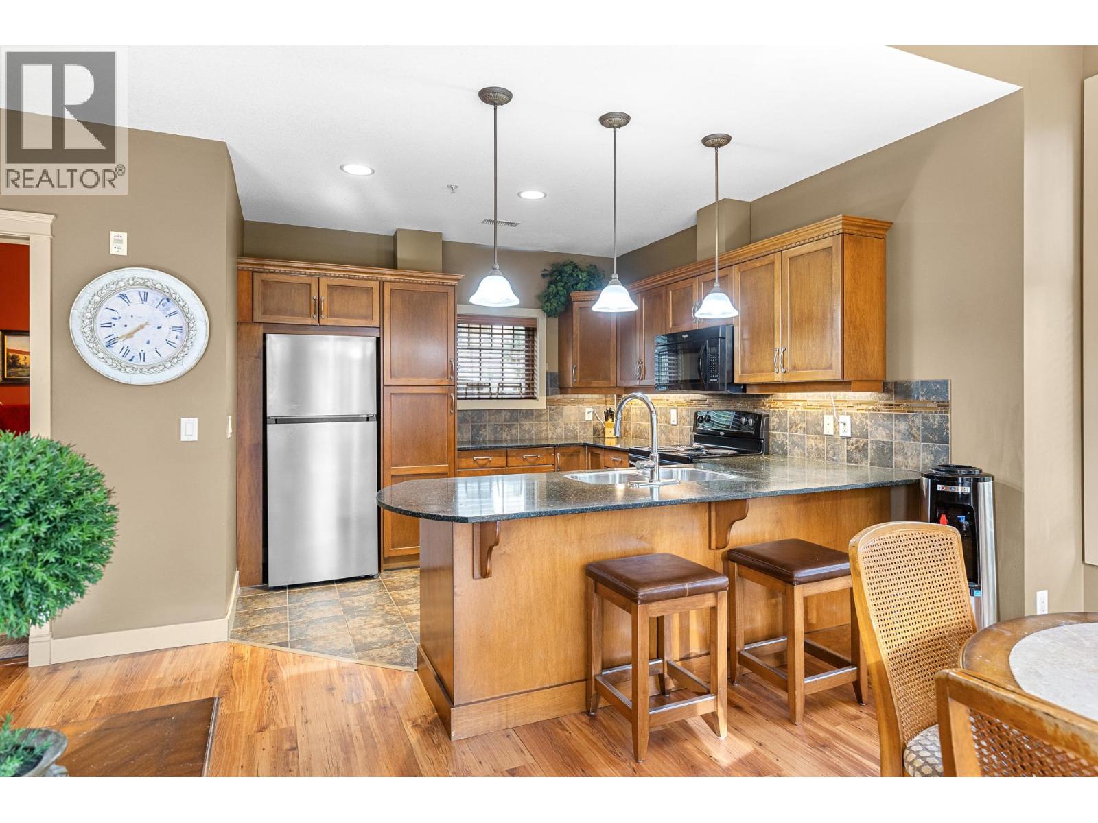 1795 Country Club Drive Unit# 201, Kelowna