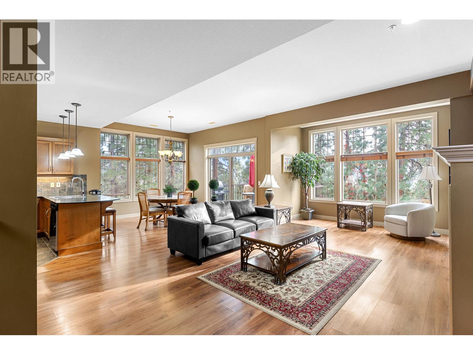 1795 Country Club Drive Unit# 201, Kelowna