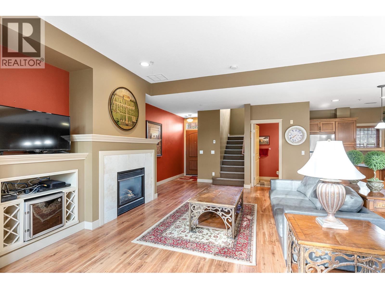 1795 Country Club Drive Unit# 201, Kelowna