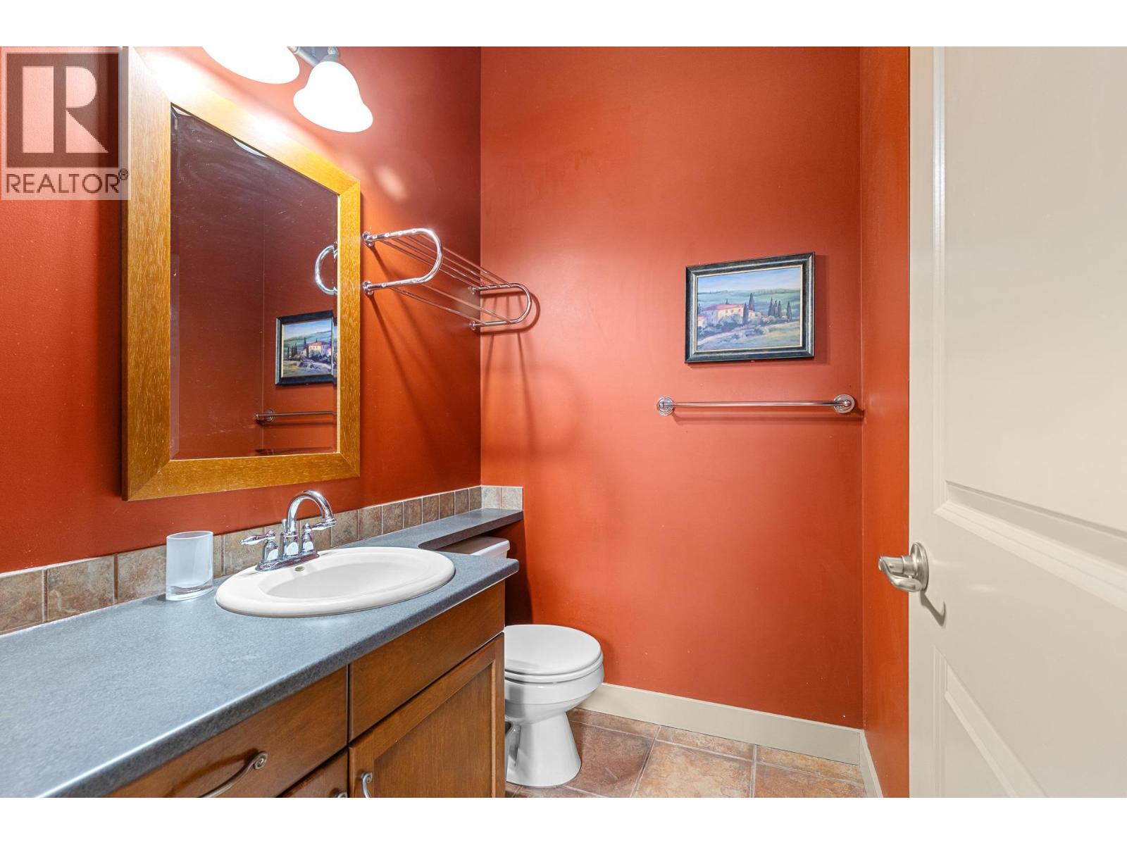 1795 Country Club Drive Unit# 201, Kelowna