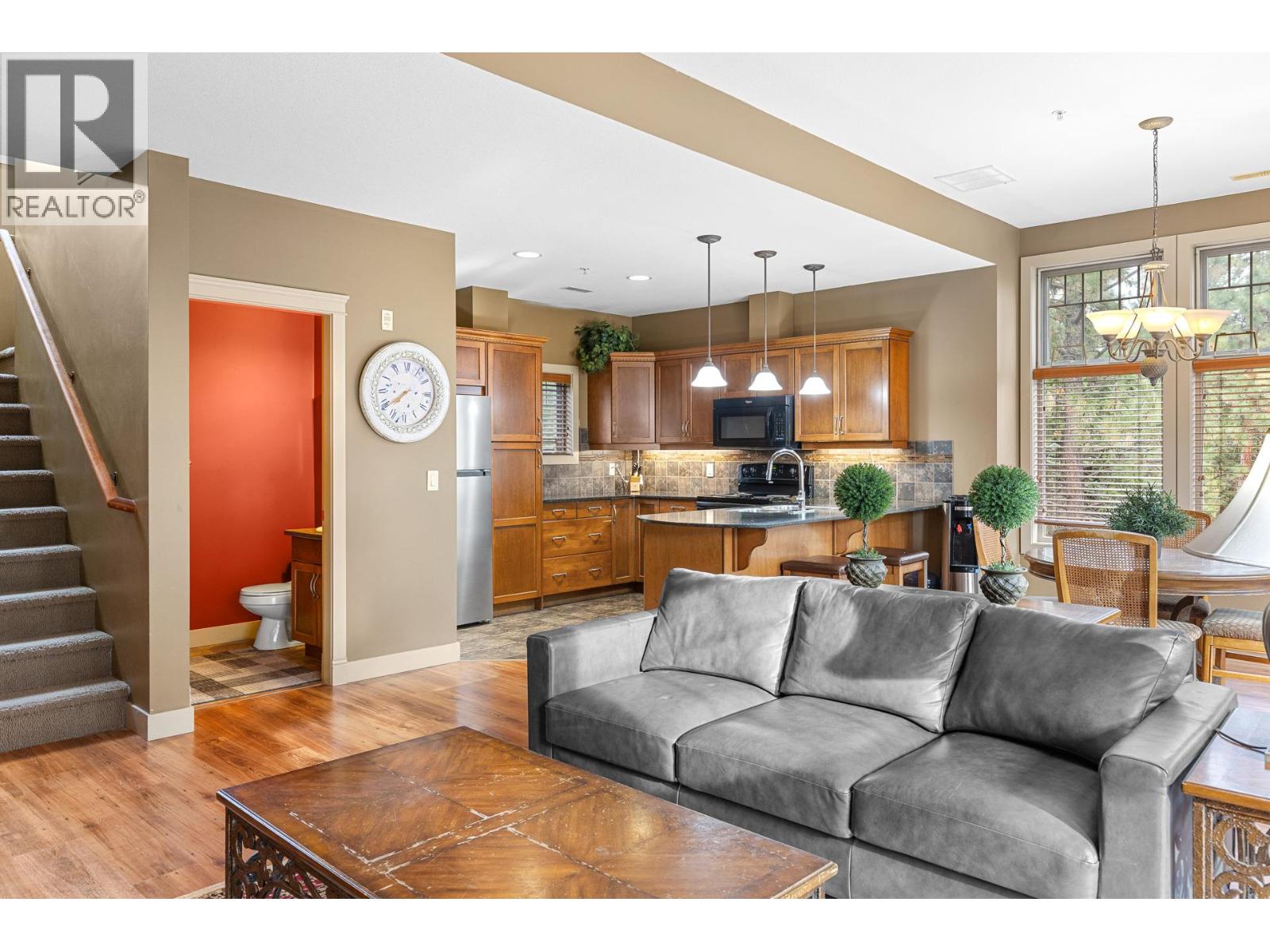 1795 Country Club Drive Unit# 201, Kelowna