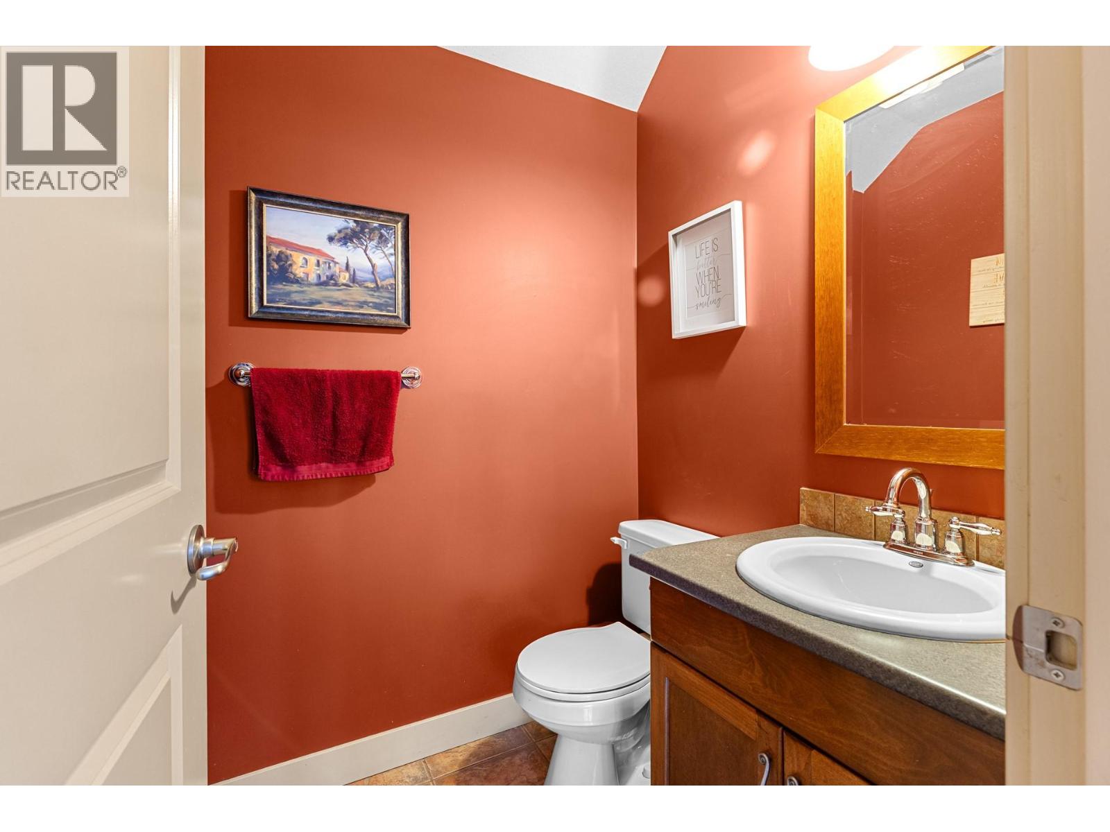 1795 Country Club Drive Unit# 201, Kelowna