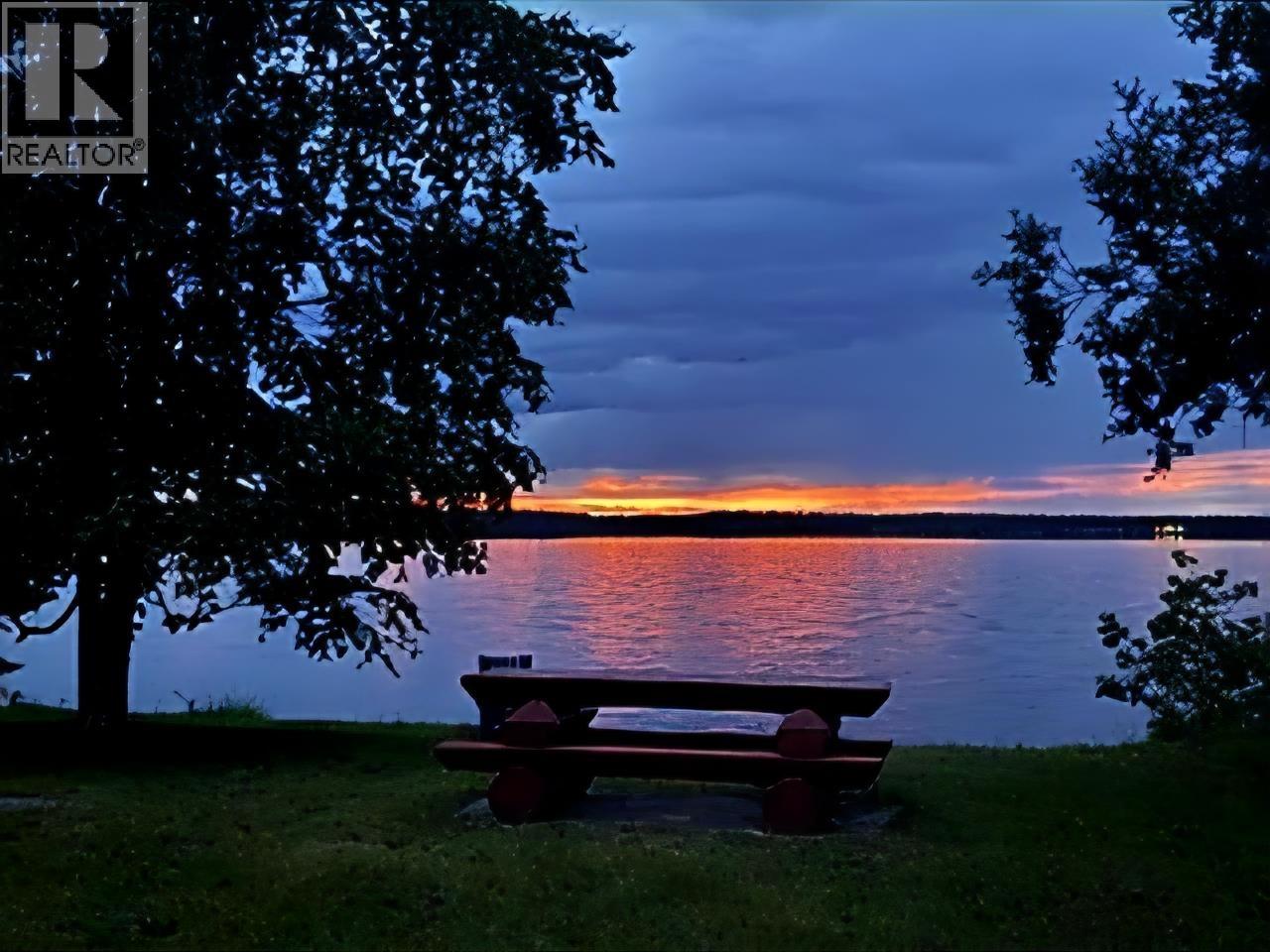 7008 YORK DRIVE, Vanderhoof