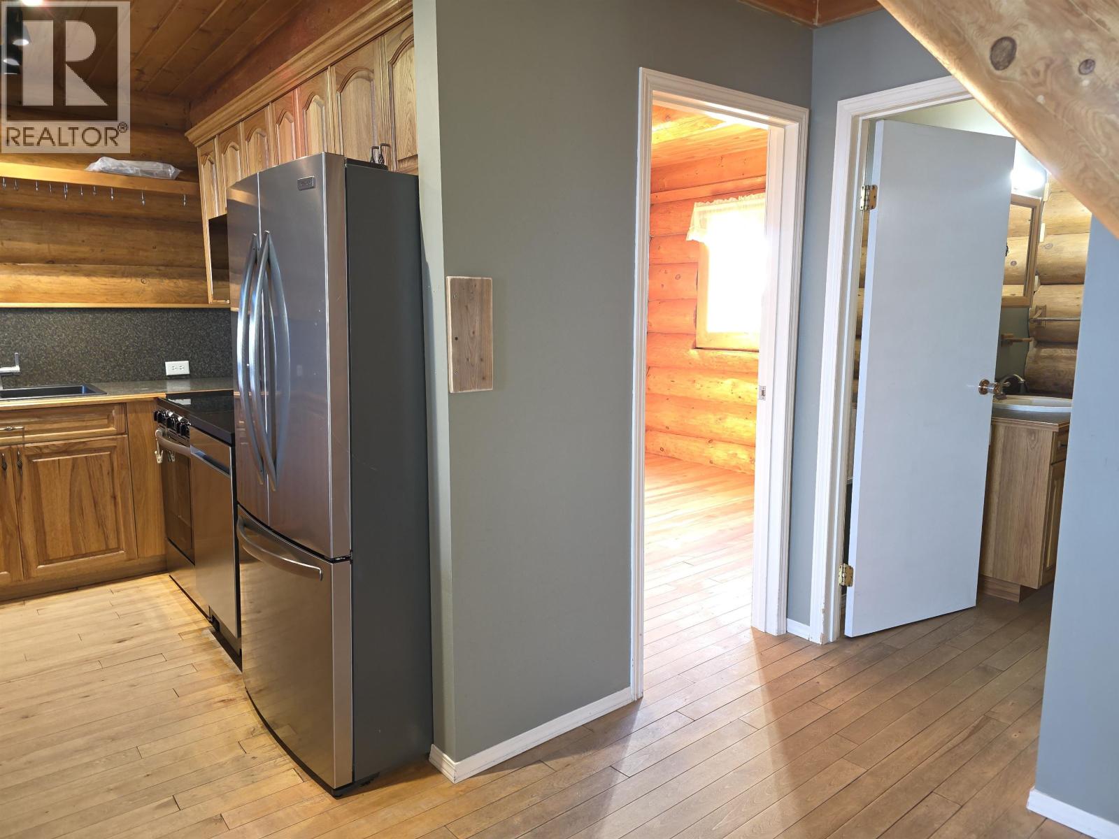 7008 YORK DRIVE, Vanderhoof