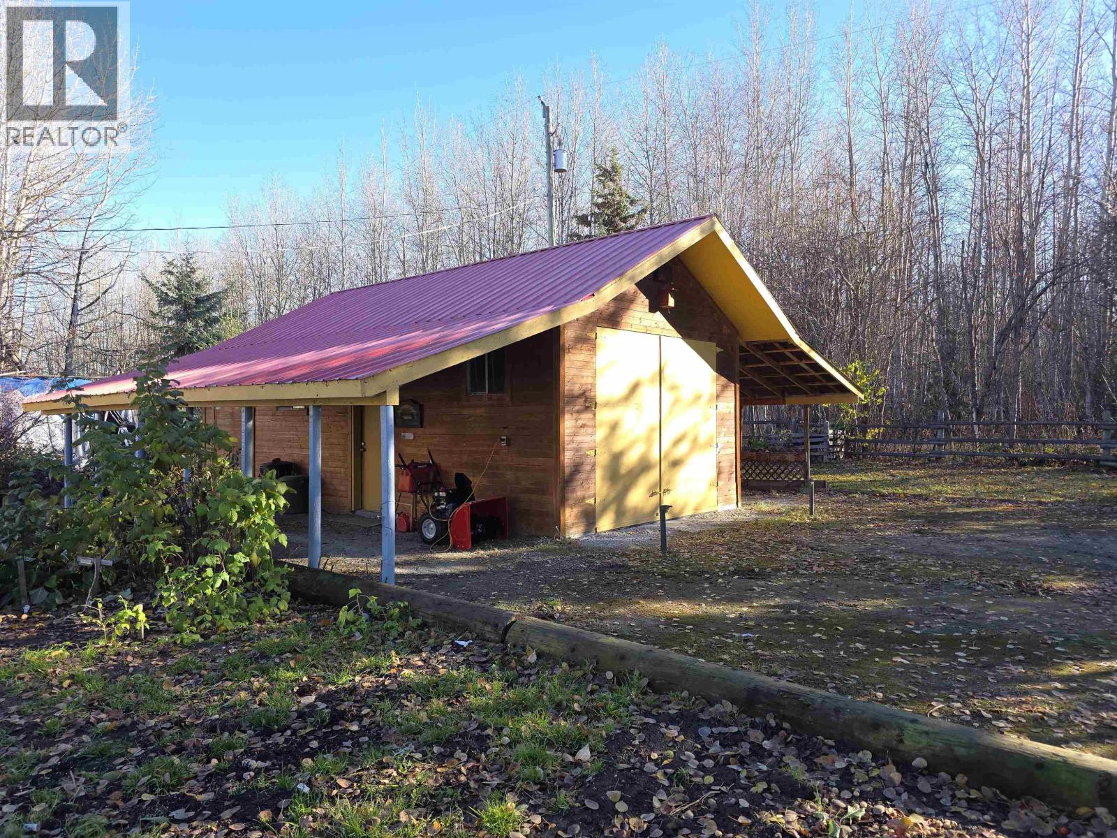 7008 YORK DRIVE, Vanderhoof