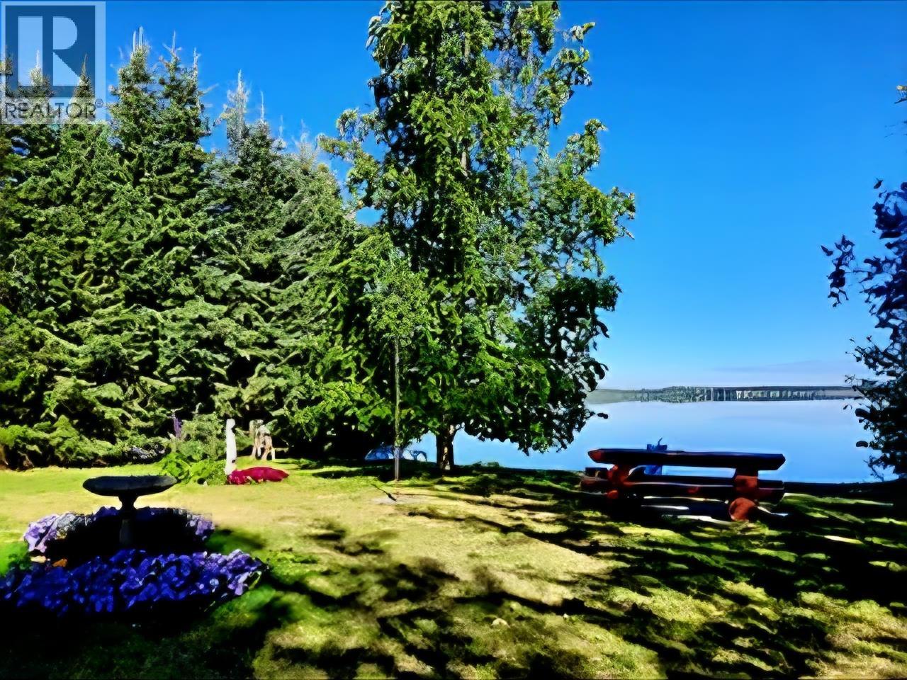 7008 YORK DRIVE, Vanderhoof