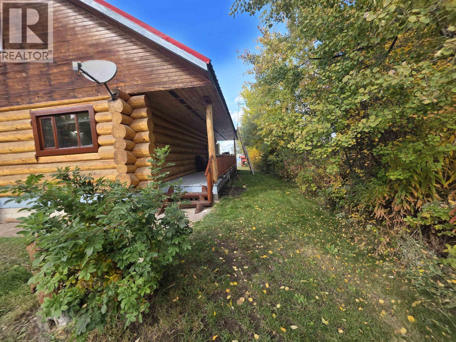 7008 YORK DRIVE, Vanderhoof