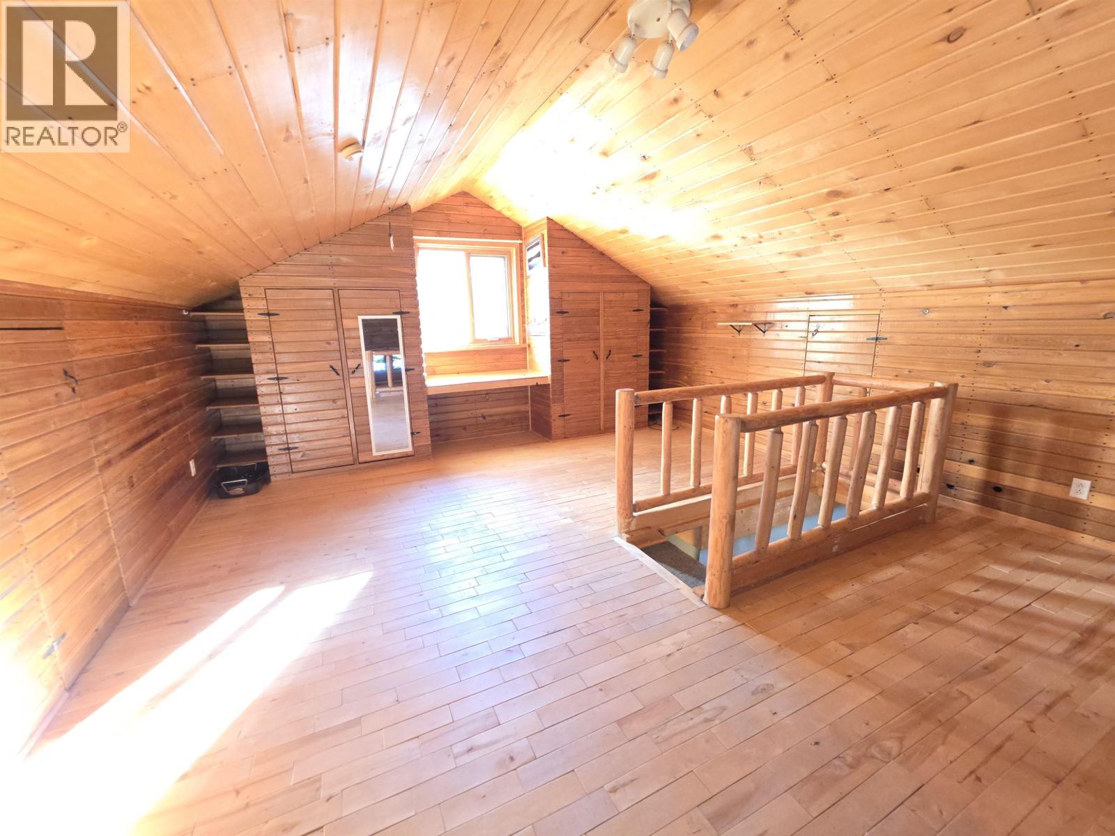 7008 YORK DRIVE, Vanderhoof