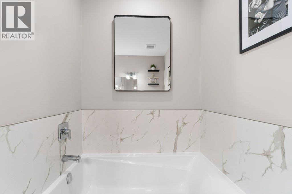 1320 24 Street SE, Salmon Arm