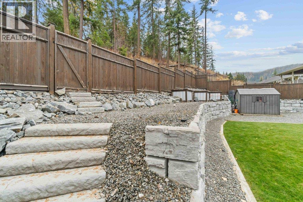 1320 24 Street SE, Salmon Arm