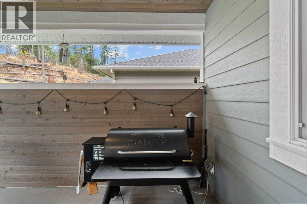 1320 24 Street SE, Salmon Arm