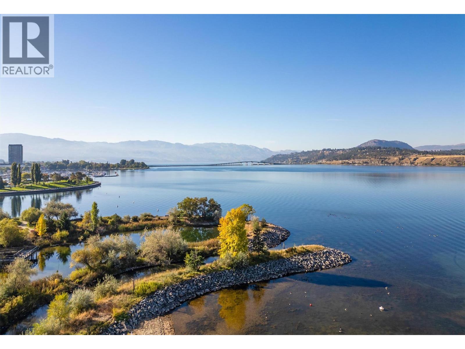  985 Manhattan Drive, Kelowna