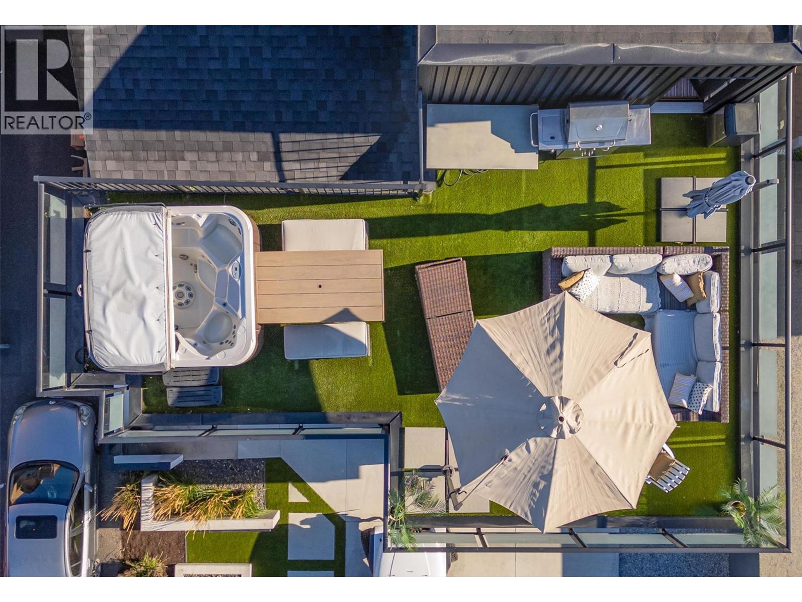  985 Manhattan Drive, Kelowna