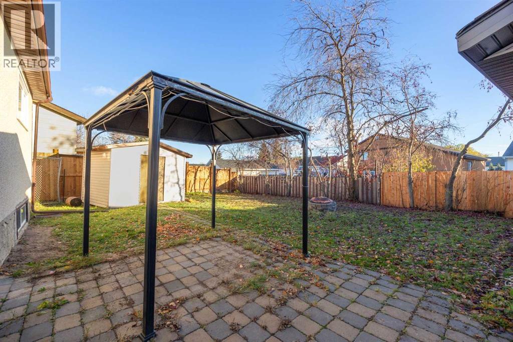 122 Maclaren Bay, Fort McMurray