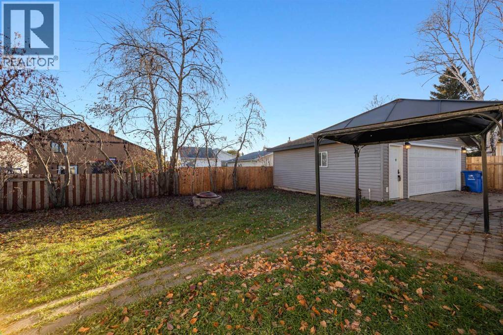 122 Maclaren Bay, Fort McMurray