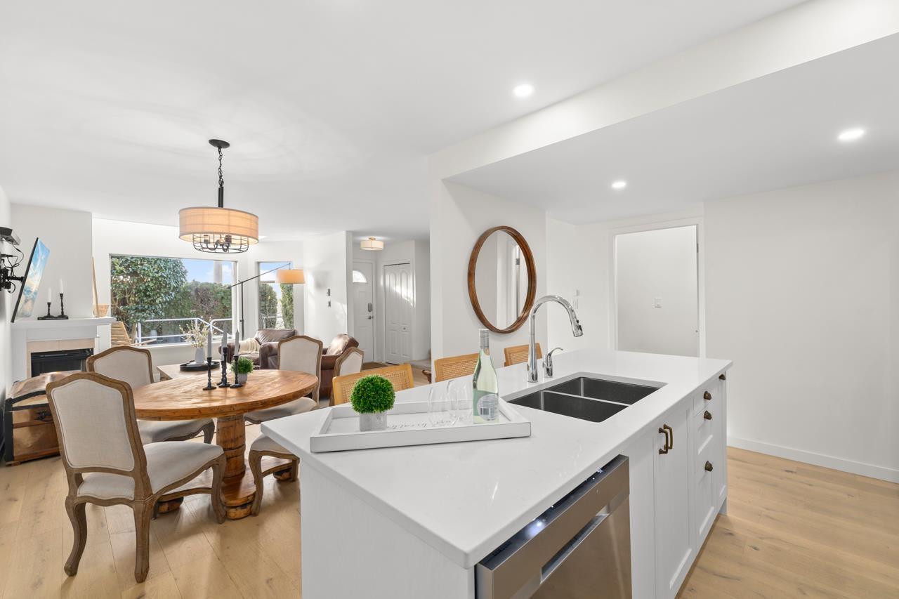 103 1225 MERKLIN STREET, White Rock