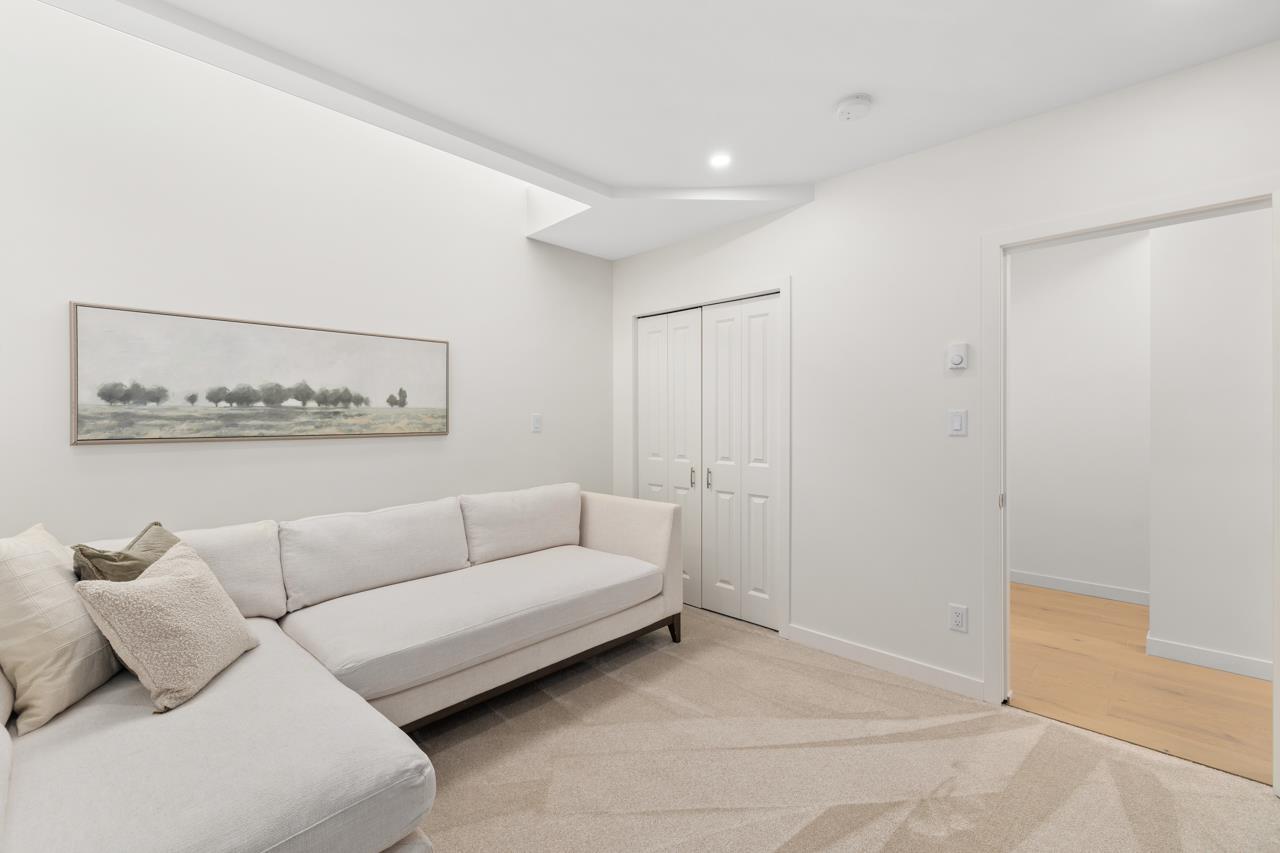 103 1225 MERKLIN STREET, White Rock